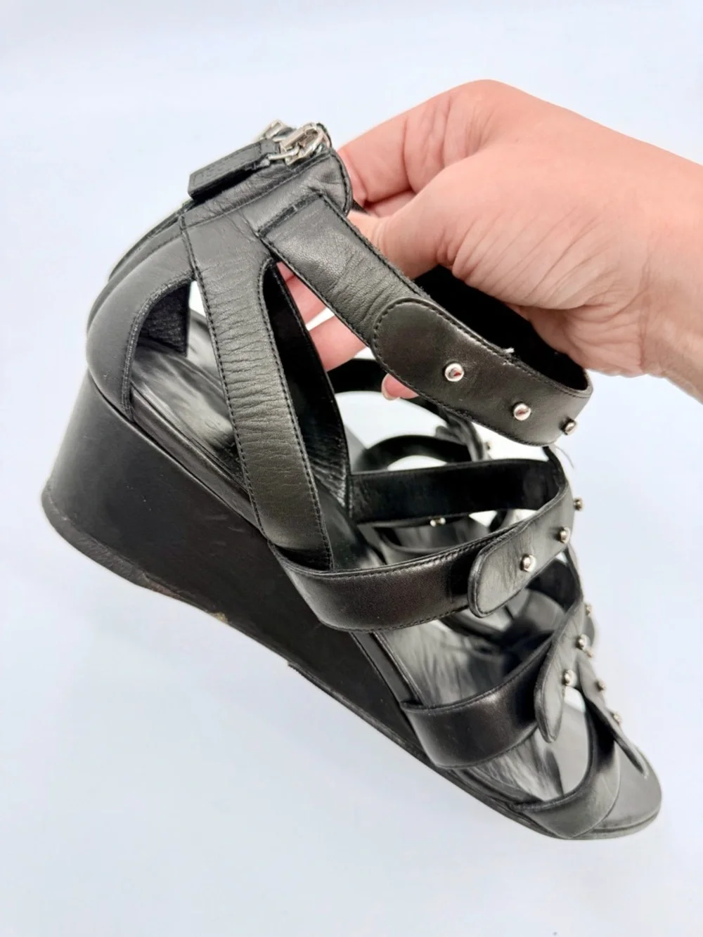 GUCCI Sigourney Studded Leather Wedge Gladiator Sandals Black Size 40
